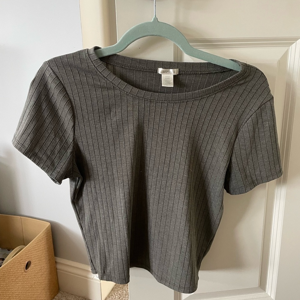 *Donating 5/30* Bozzolo Charcoal Ribbed Crop Top